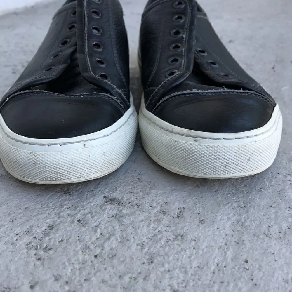 Del Toro Sneakers